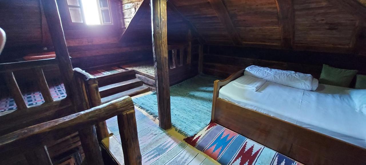Satul Traditional Lodge